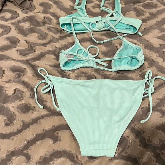 Xhilaration women’s 3 pieces swim separates seafoam green tops XS - bottoms M - Picture 2 of 6